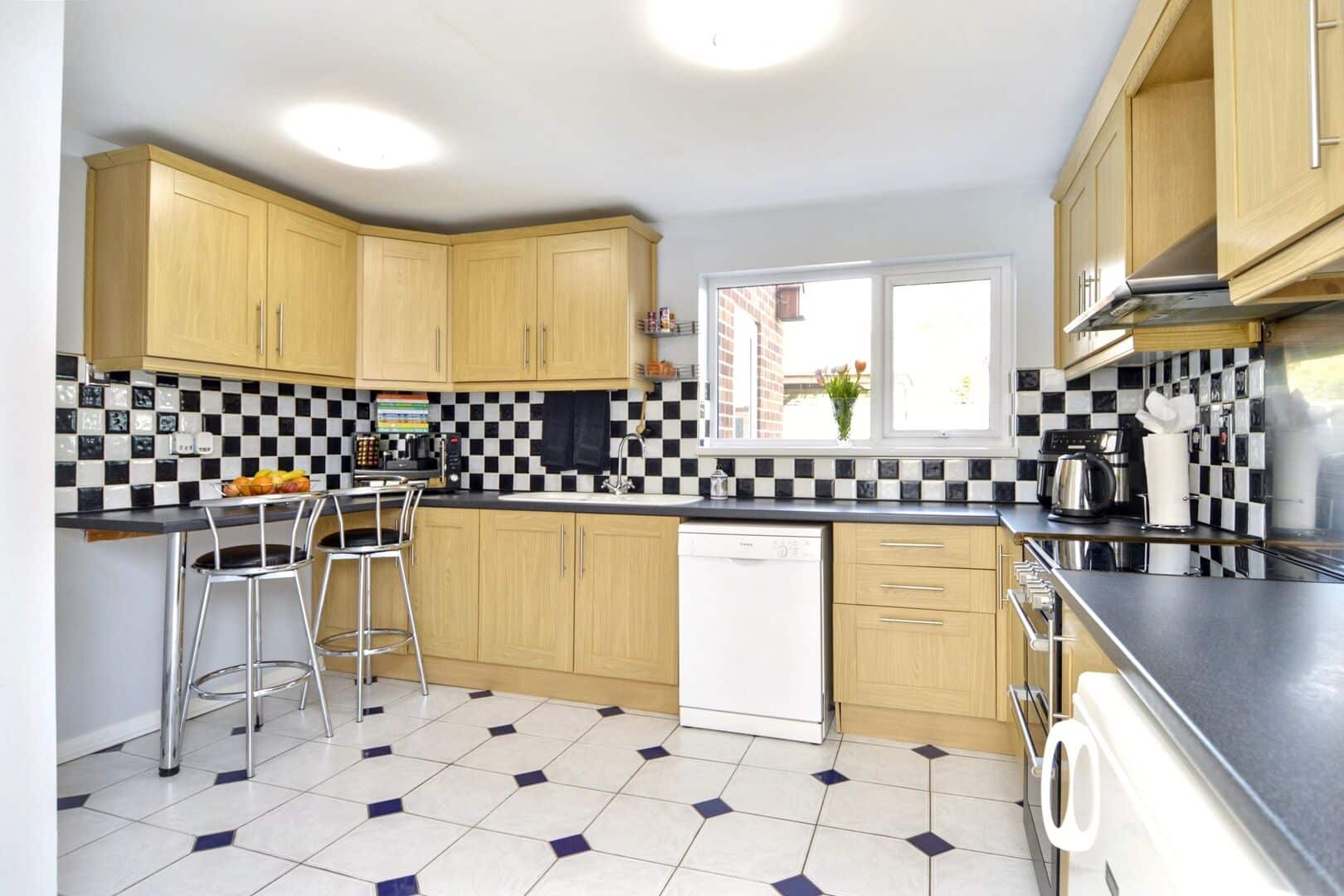 Woden Road South, Wednesbury