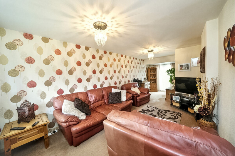 Lewis Close, Willenhall