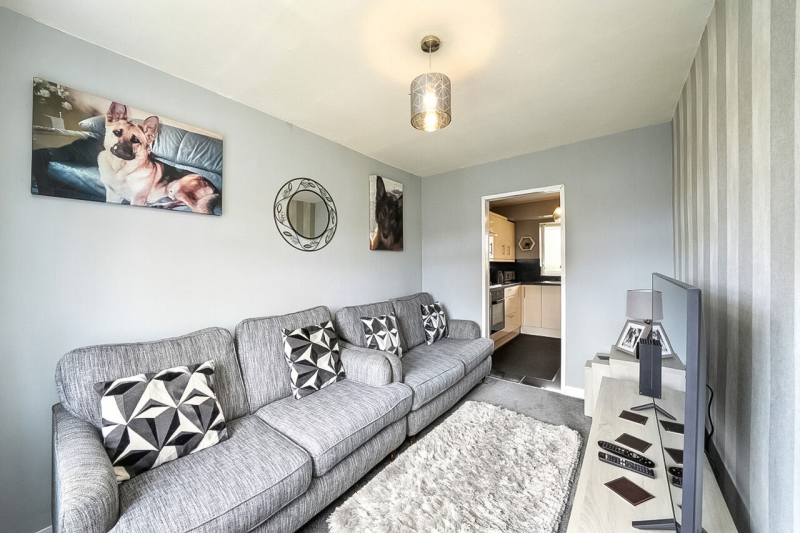 Lewis Close, Willenhall