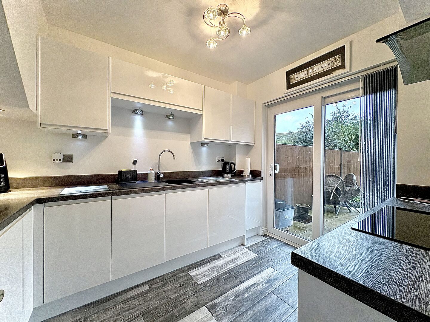 Melford Close, SEDGLEY, DY3 3QU
