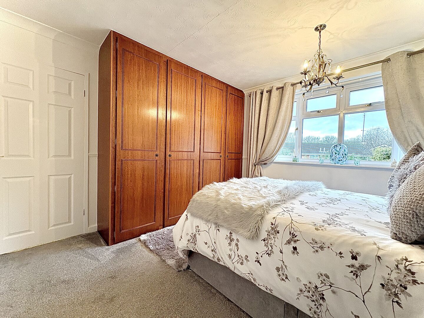 Melford Close, SEDGLEY, DY3 3QU