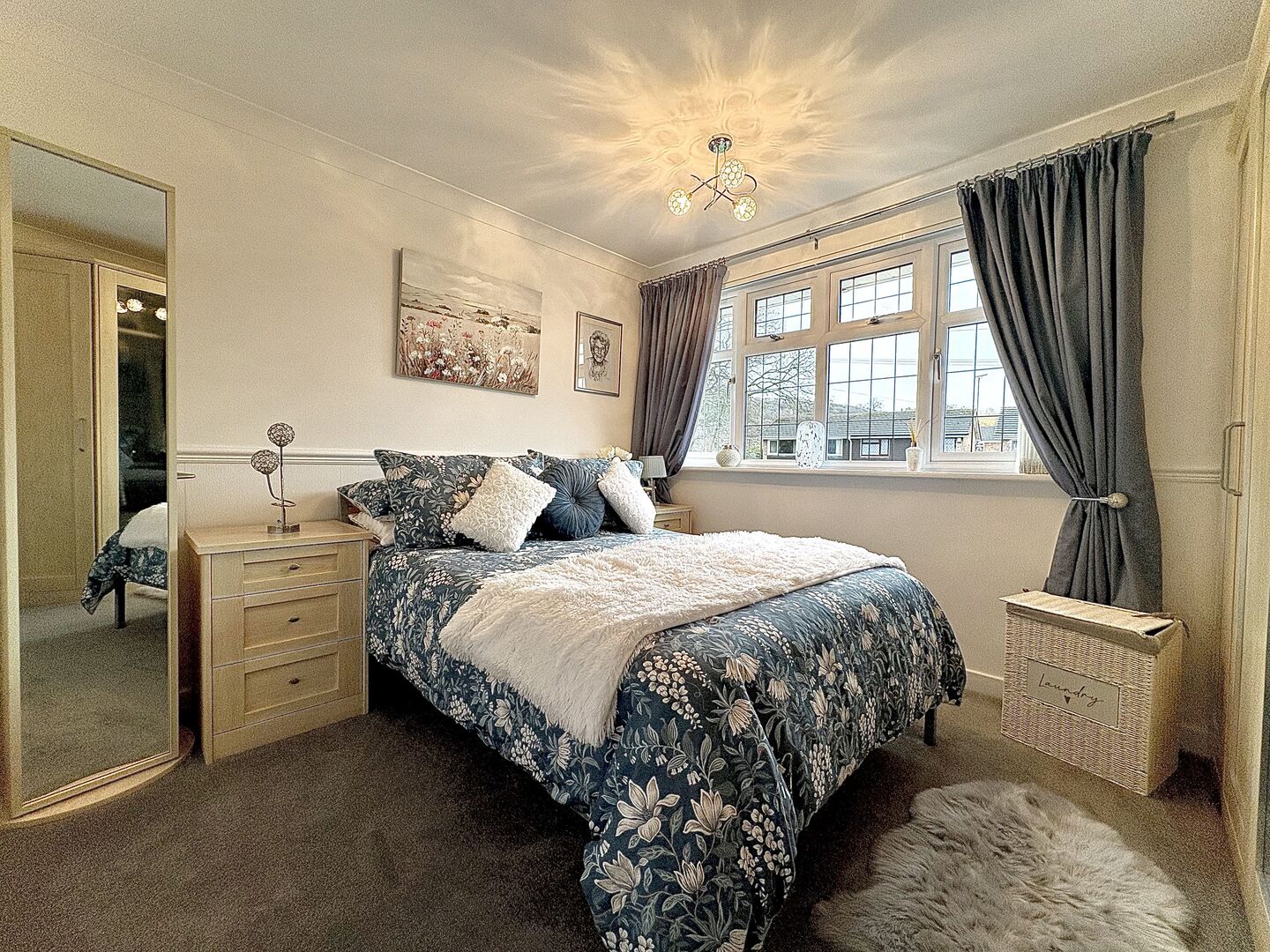 Melford Close, SEDGLEY, DY3 3QU