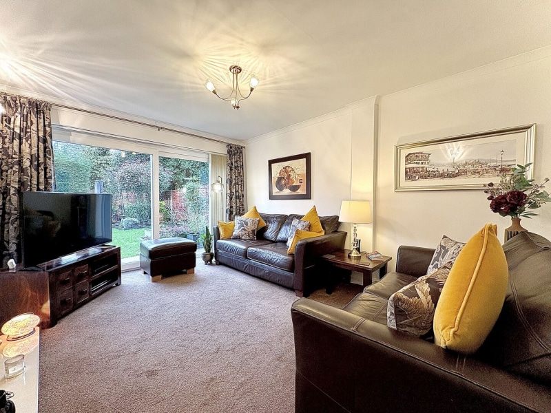 Melford Close, SEDGLEY, DY3 3QU