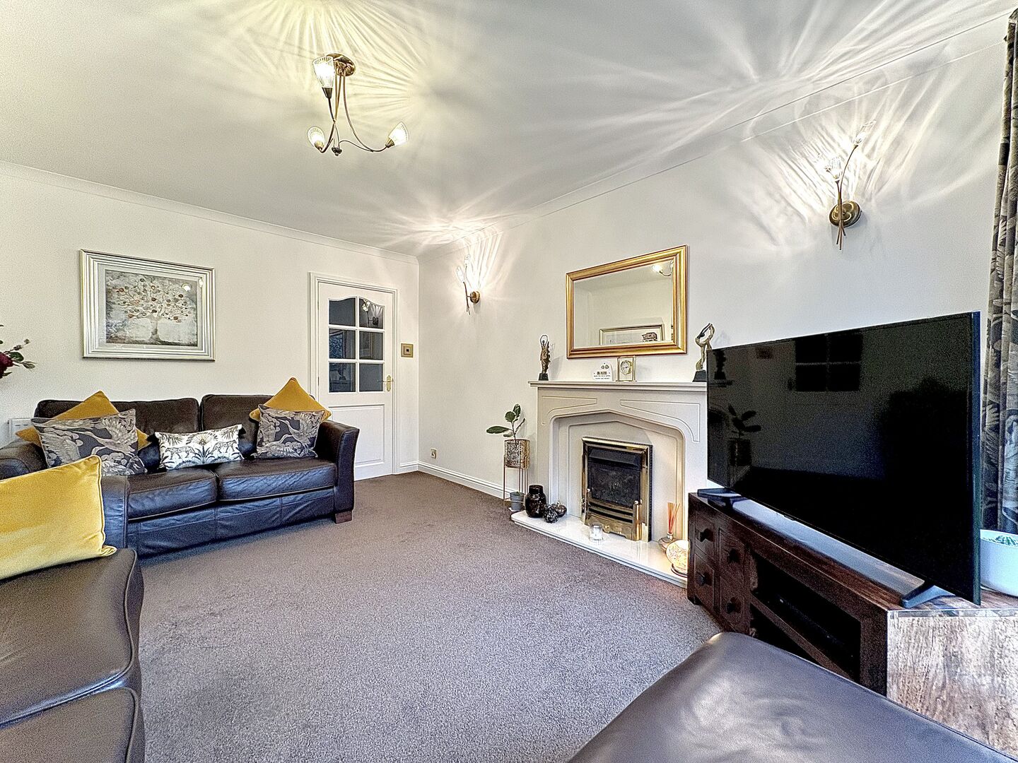 Melford Close, SEDGLEY, DY3 3QU