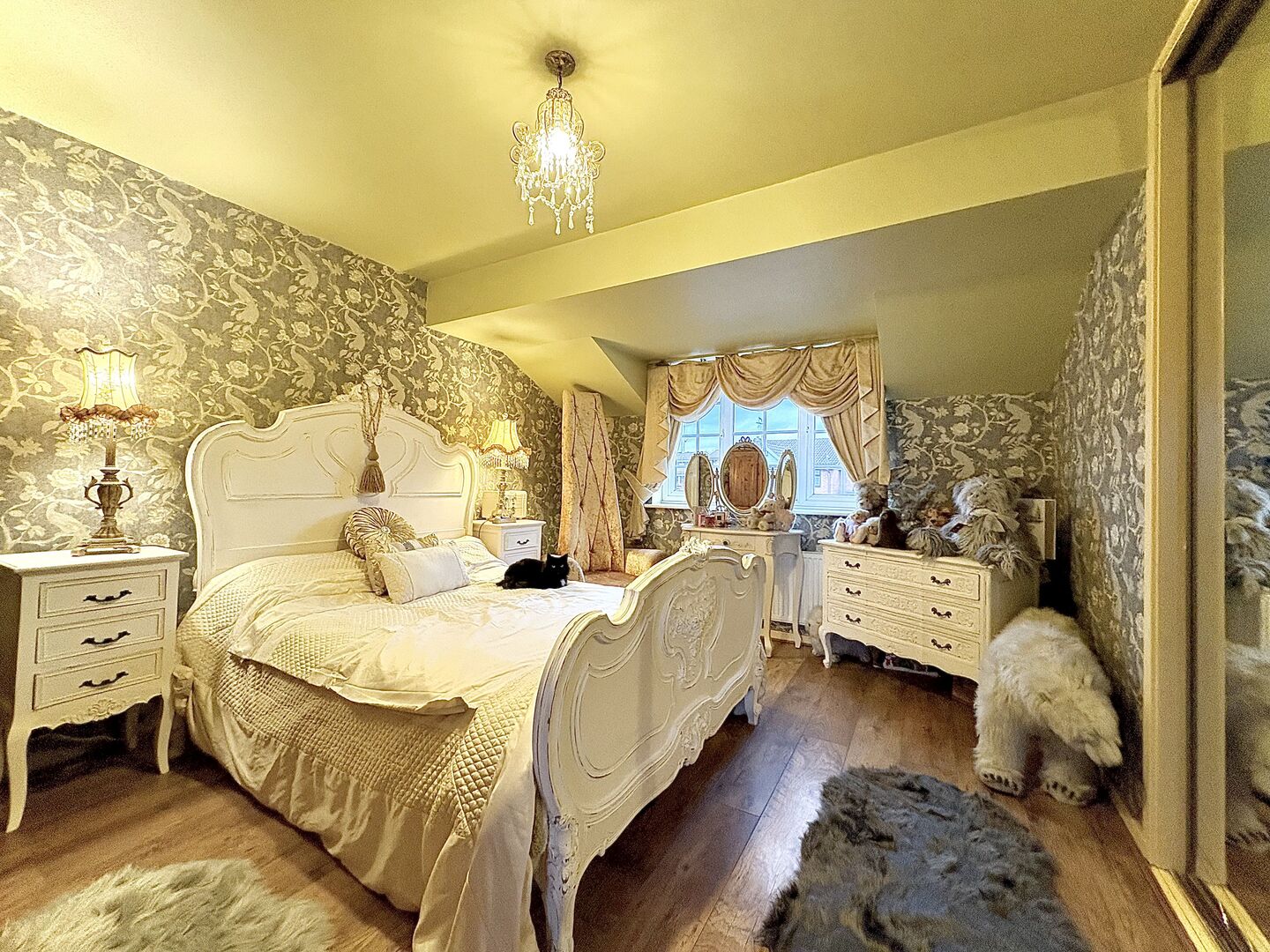 Osberton Drive, MILKING BANK, DY1 2UG