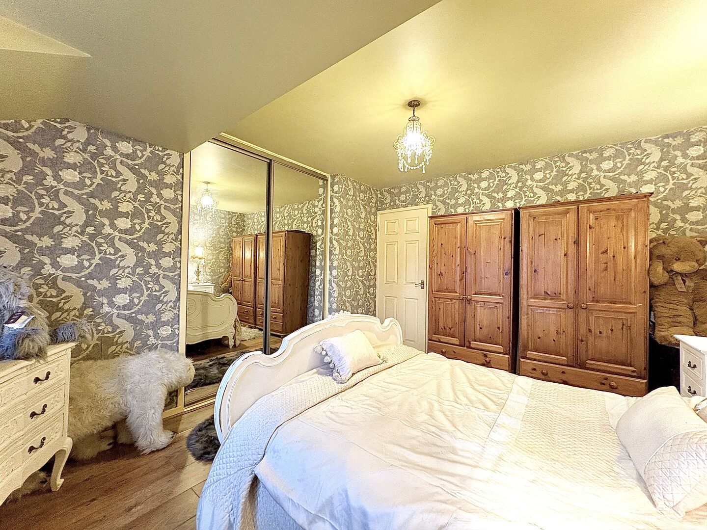 Osberton Drive, MILKING BANK, DY1 2UG