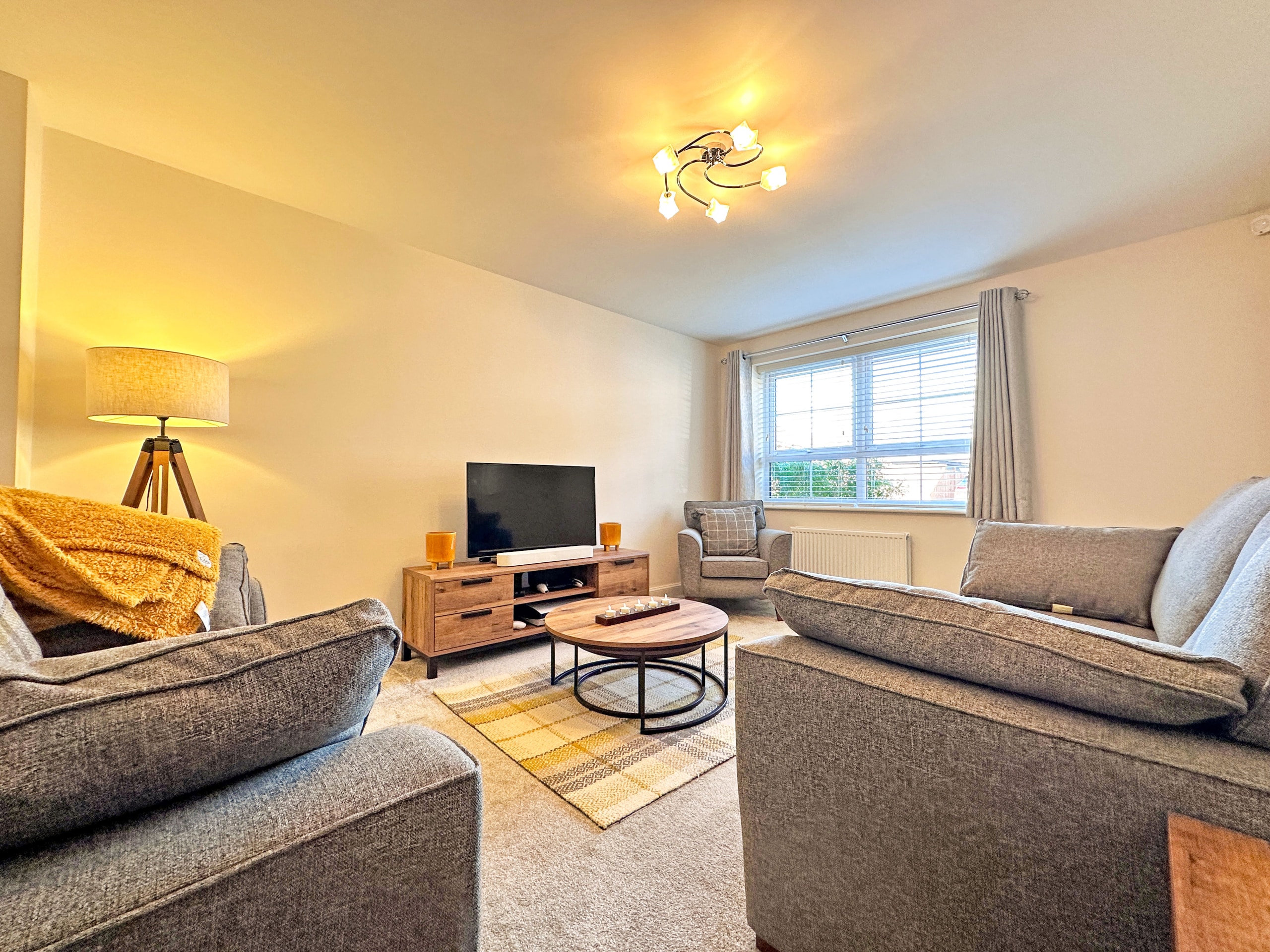 Snetterton Gardens, WOLVERHAMPTON, WV10 6FE