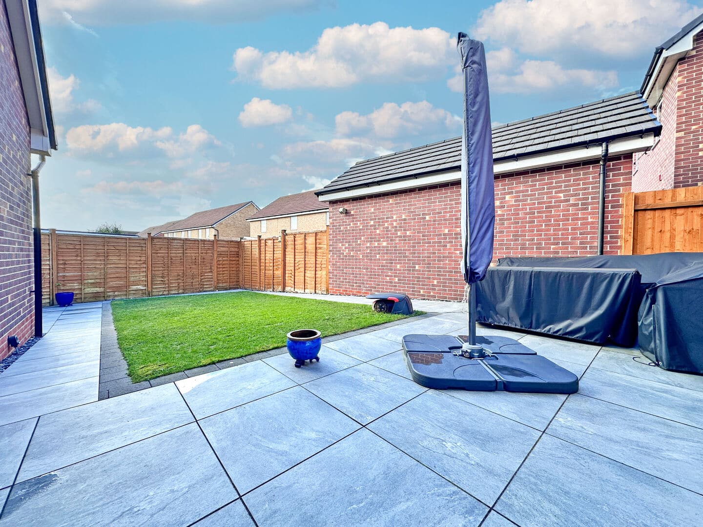 Snetterton Gardens, WOLVERHAMPTON, WV10 6FE