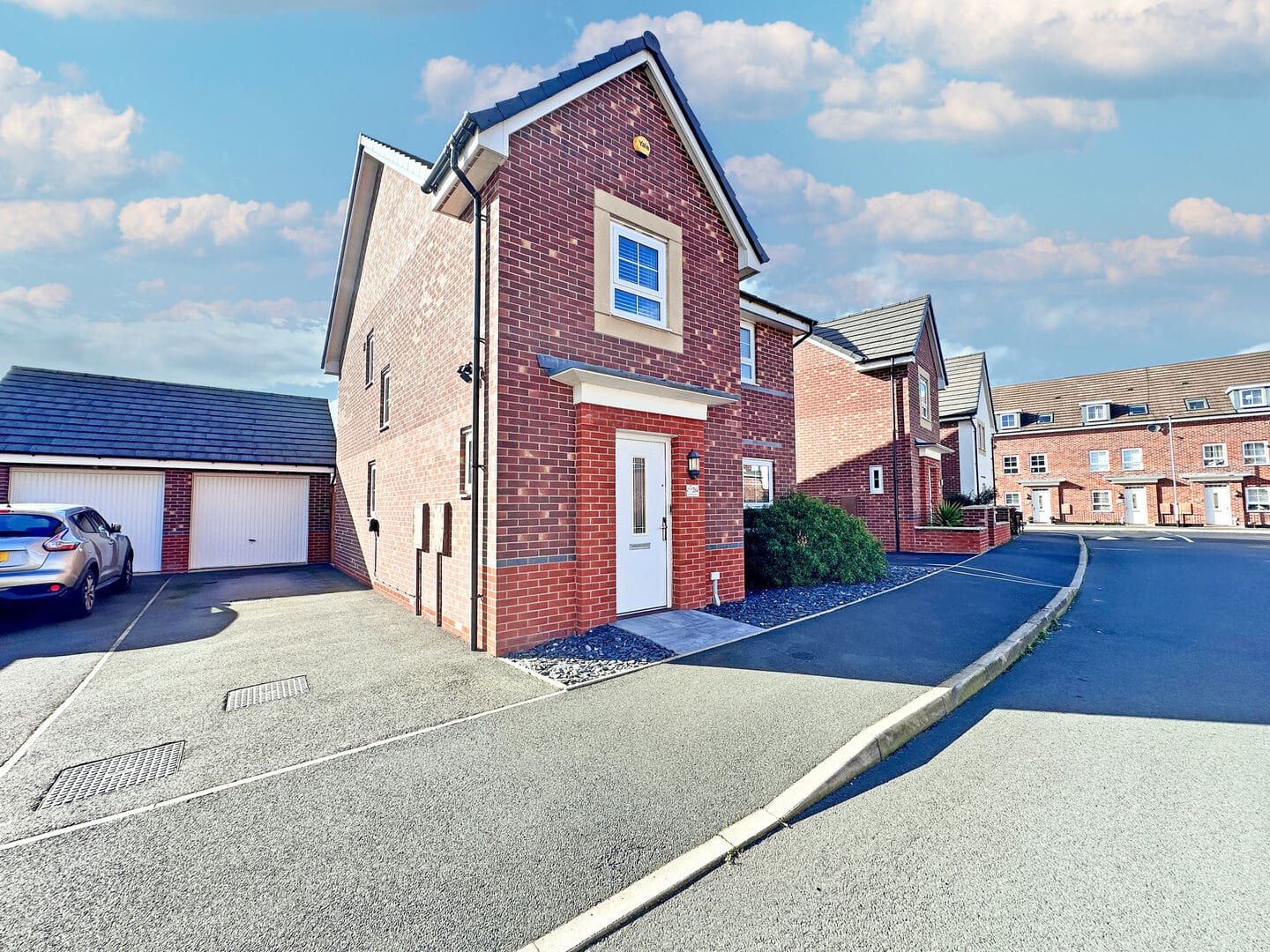 Snetterton Gardens, WOLVERHAMPTON, WV10 6FE