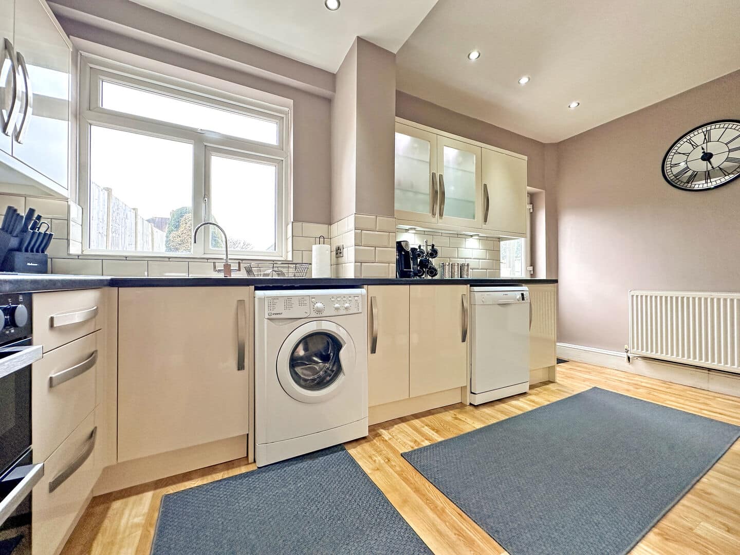 Woodcroft Avenue, FOXYARDS, TIPTON, DY4 8AE