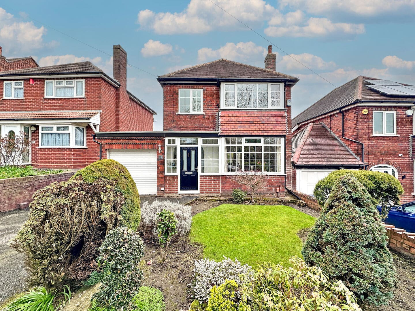 Woodcroft Avenue, FOXYARDS, TIPTON, DY4 8AE