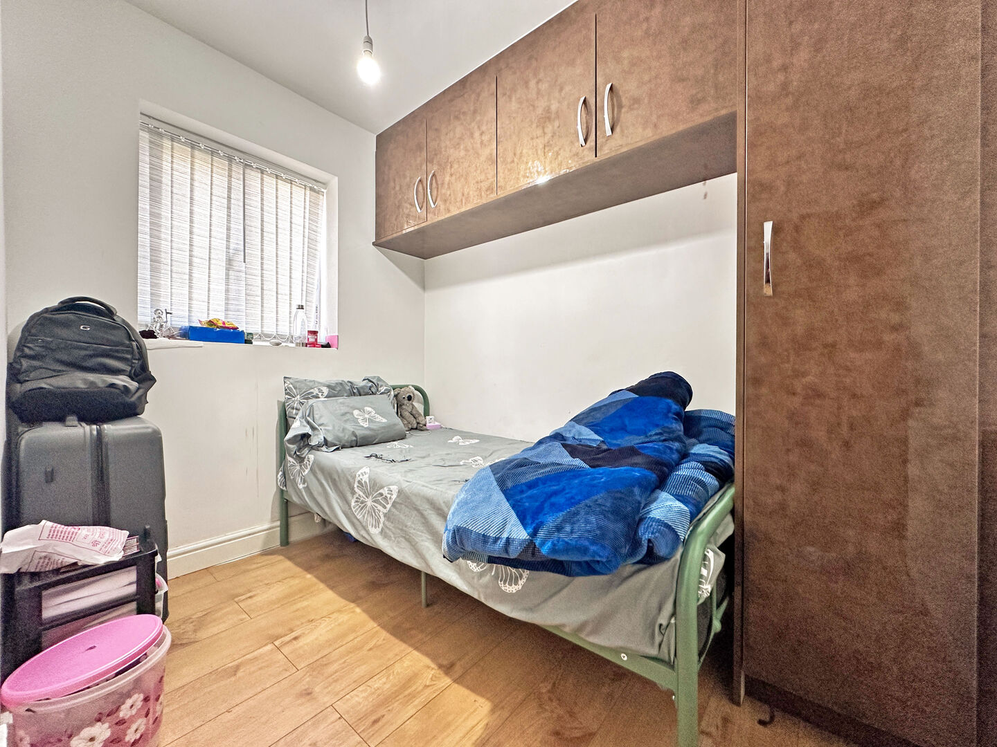 Ratcliff Walk, OLDBURY, B69