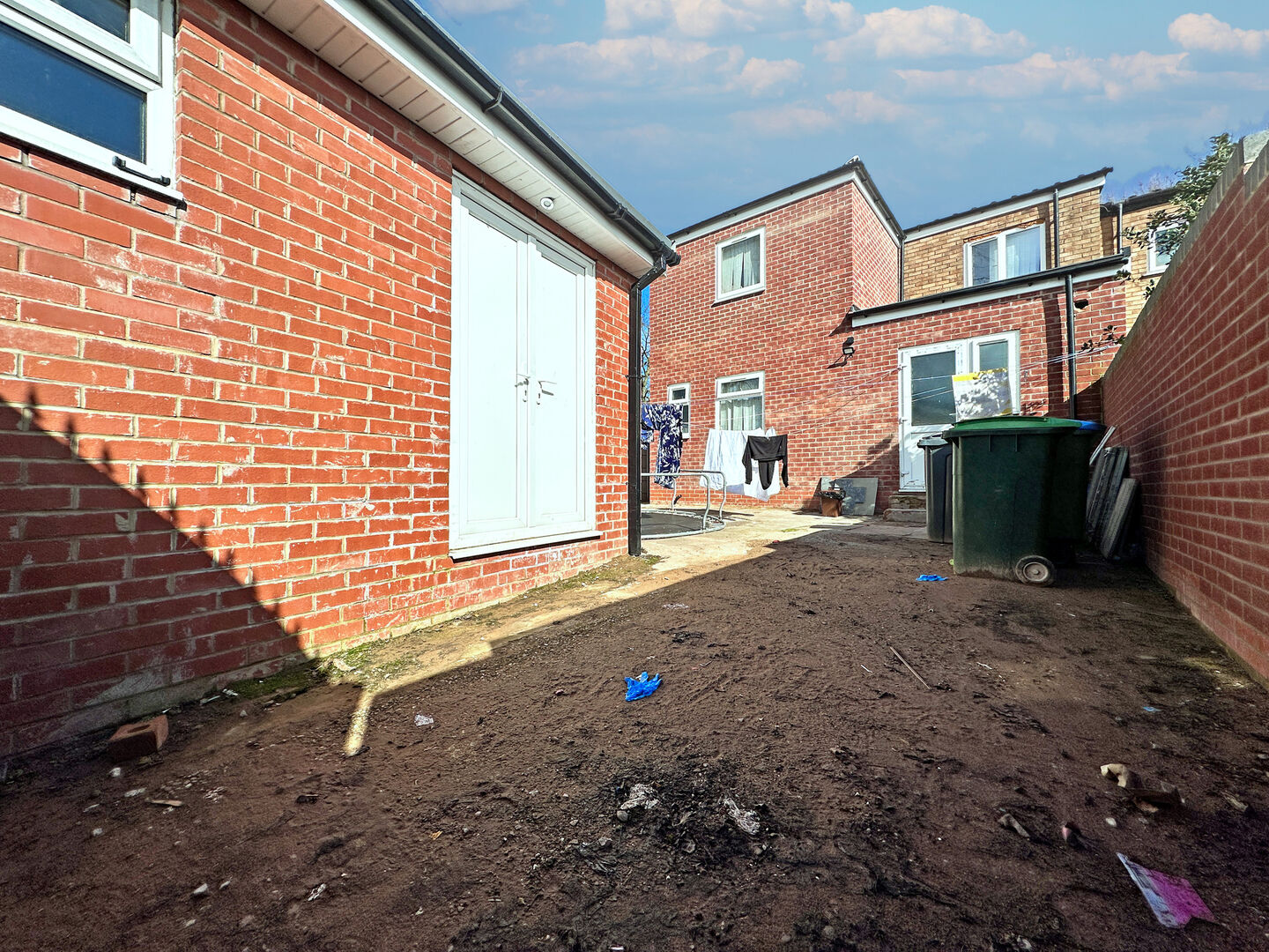 Ratcliff Walk, OLDBURY, B69