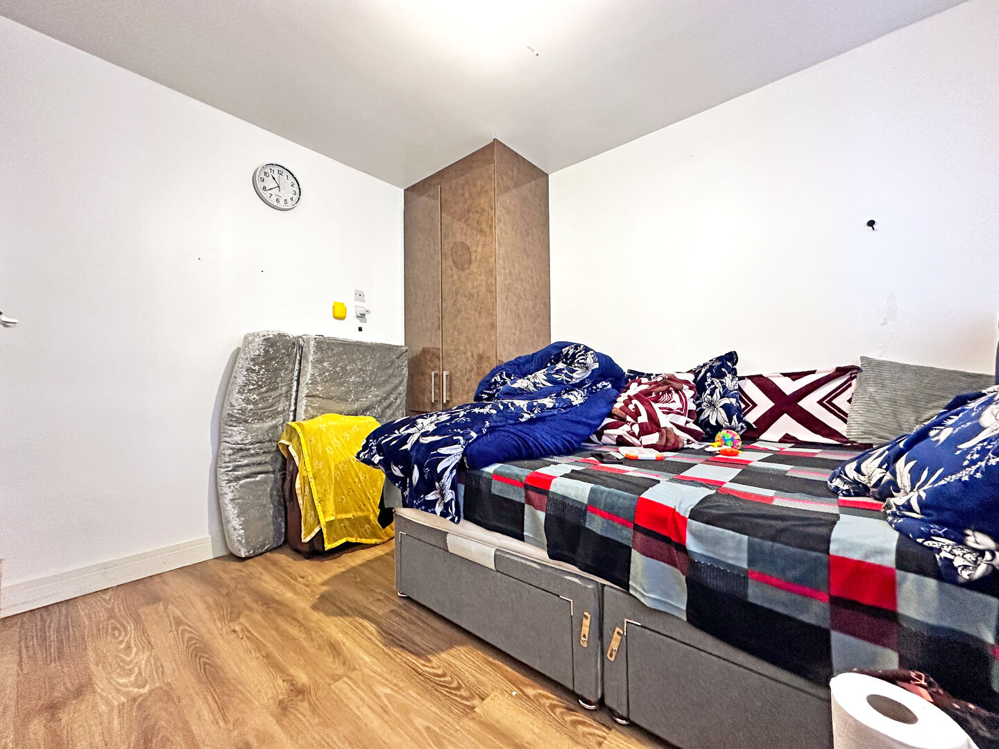 Ratcliff Walk, OLDBURY, B69