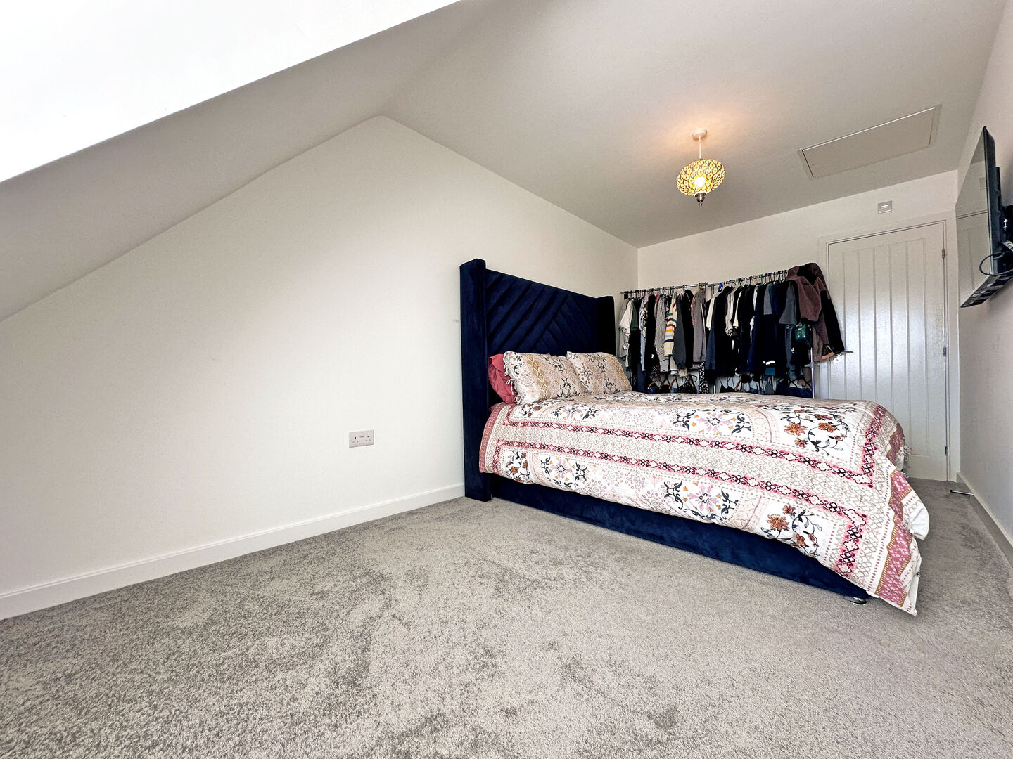Swift Avenue, Coseley New Village, TIPTON, DY4 8DD