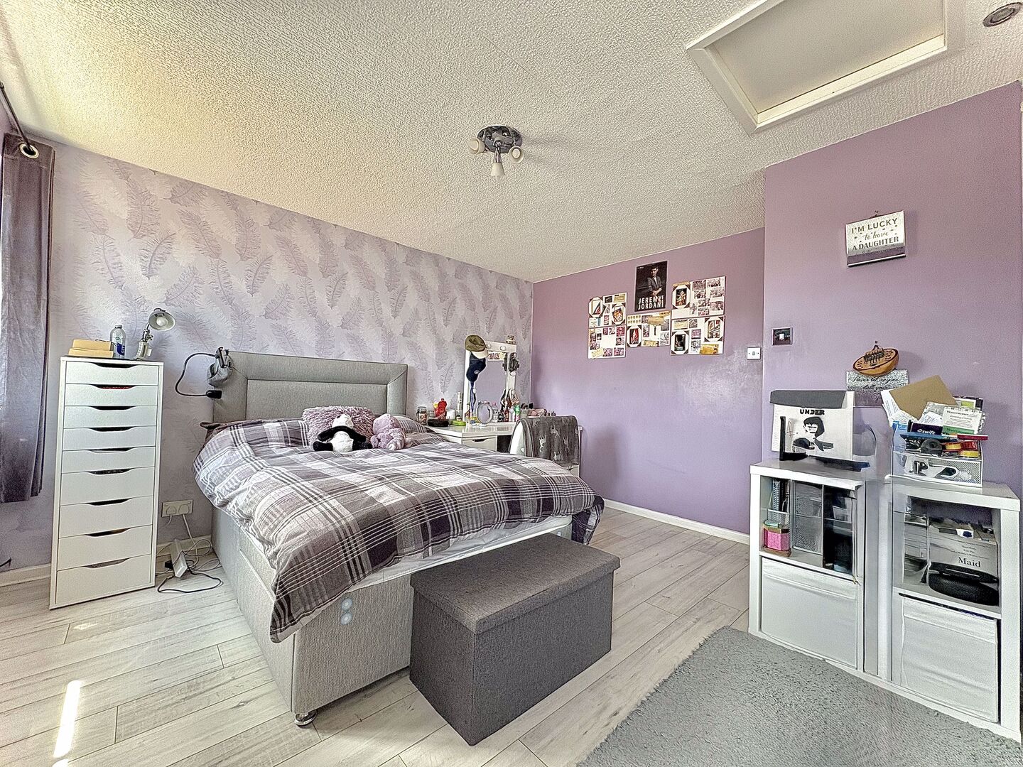 Bermuda Close, WOODSETTON, DY1 4LZ