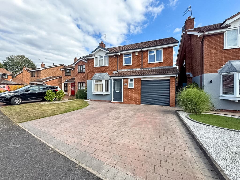 Ferndown Gardens, Wolverhampton