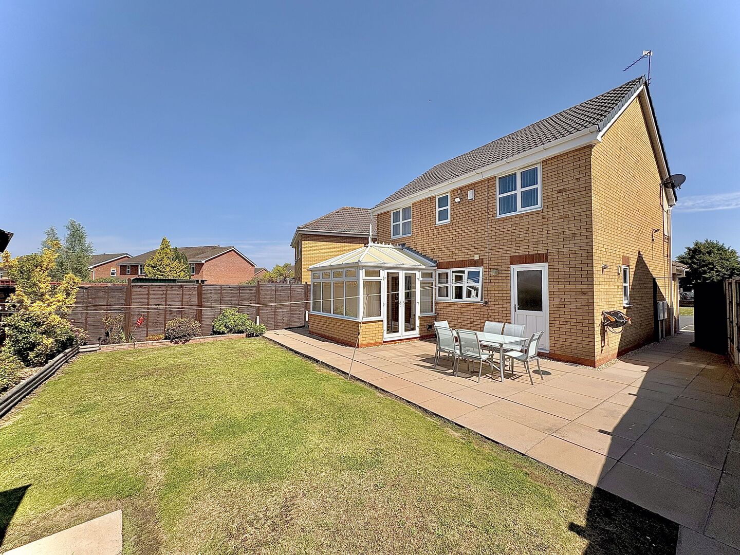 Cadgwith Gardens, Bilston
