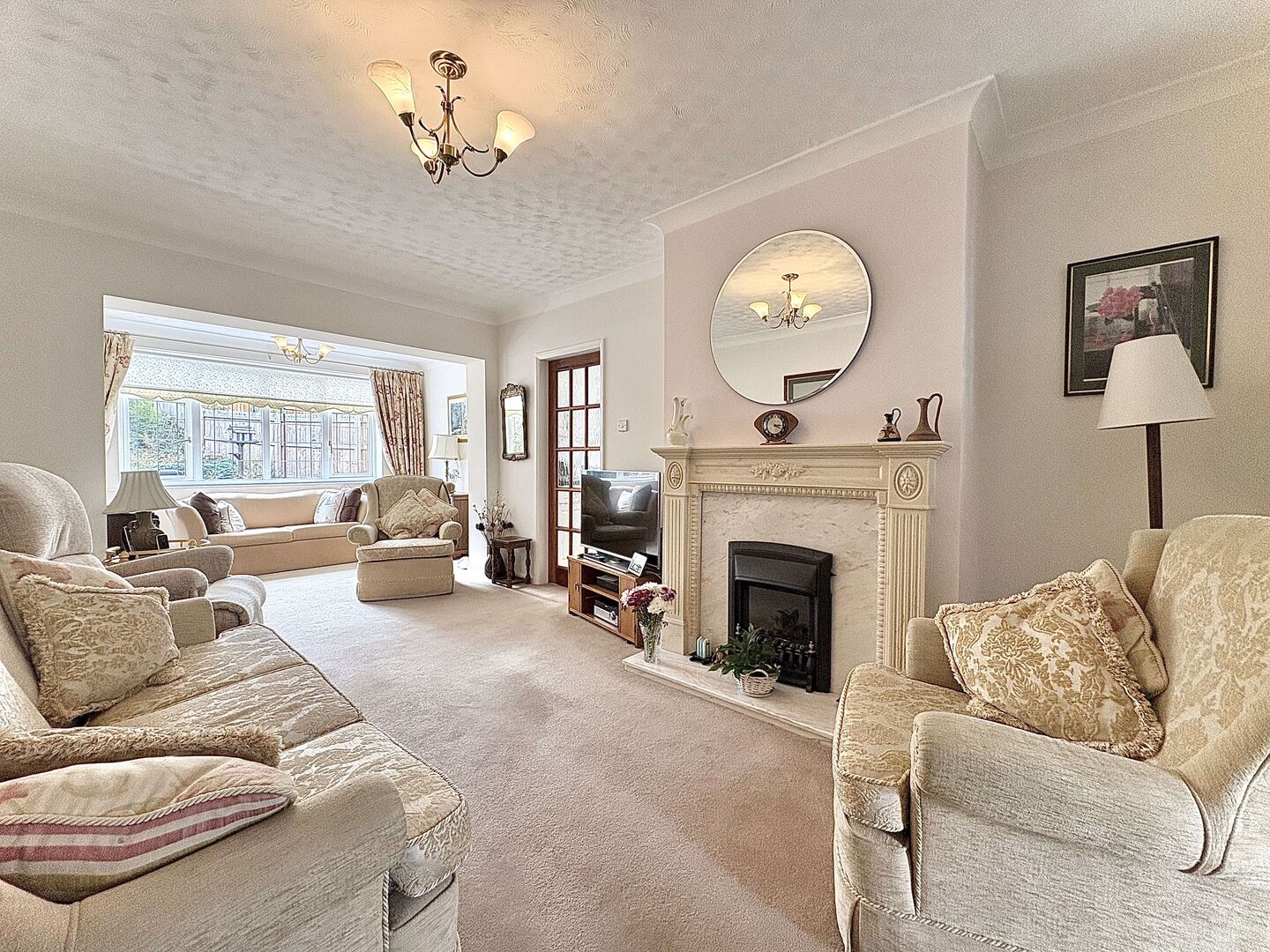 Gospel End Road, SEDGLEY, DY3 3LT