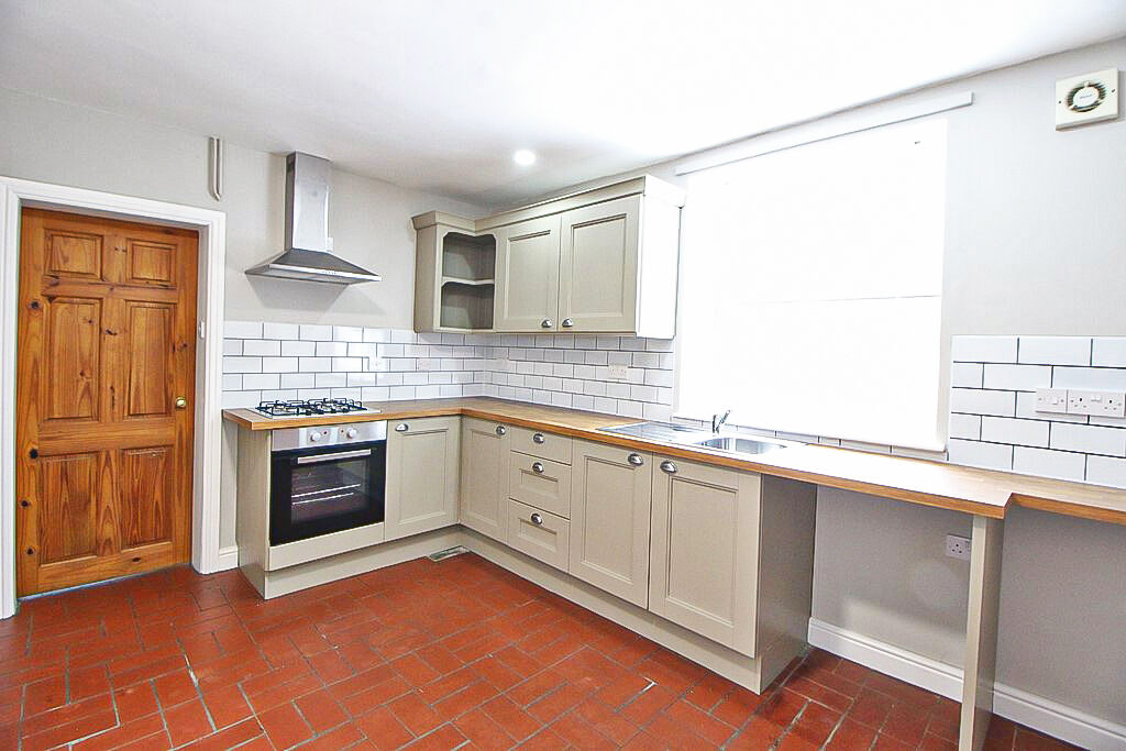 Clifton Street, COSELEY, WV14 9HB