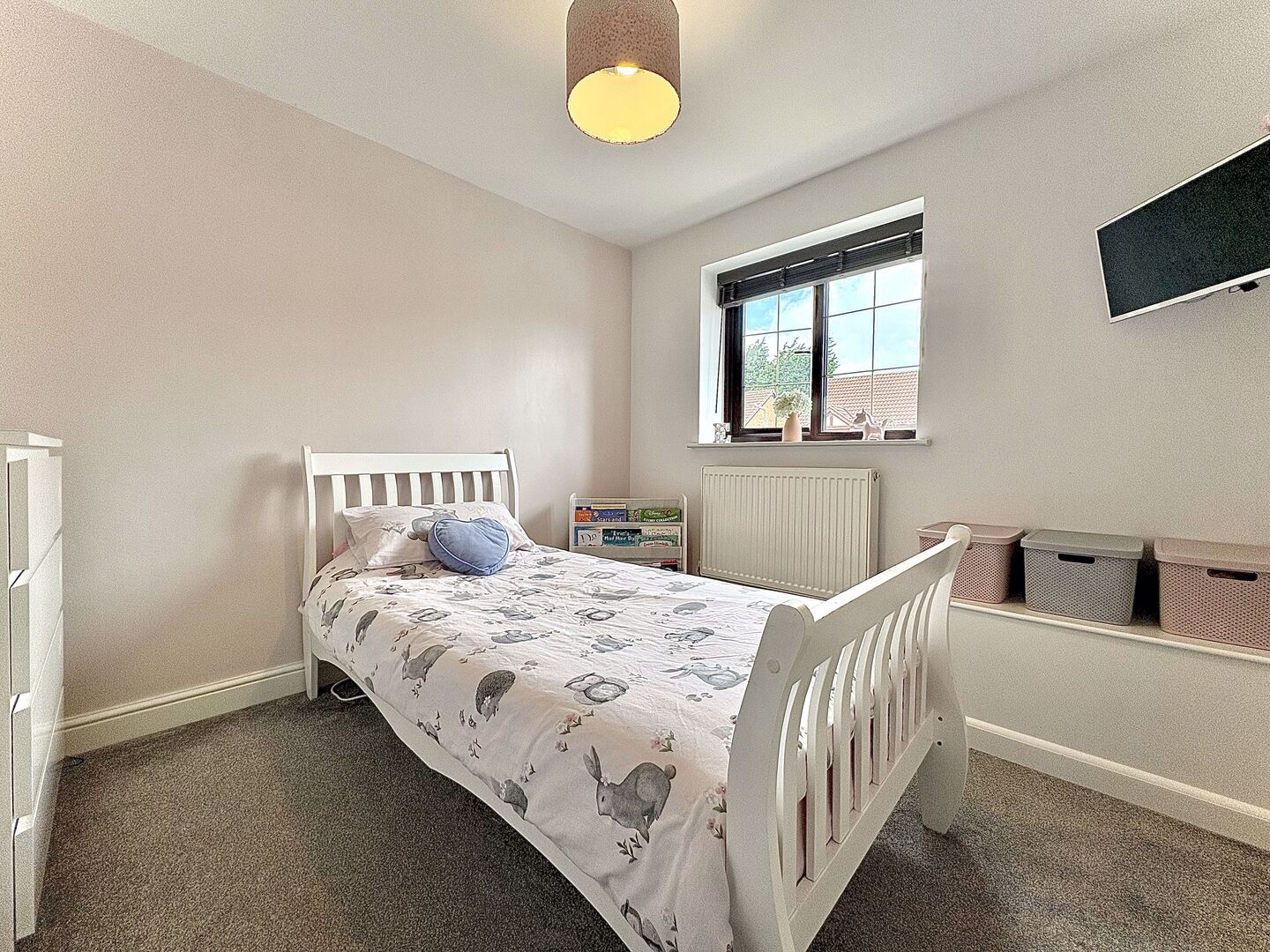 Julie Croft, Bilston, WV14 8YT