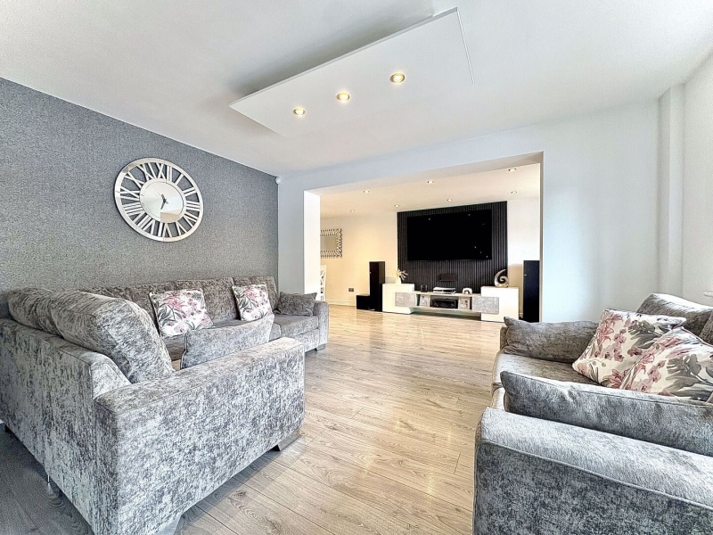 Julie Croft, Bilston, WV14 8YT