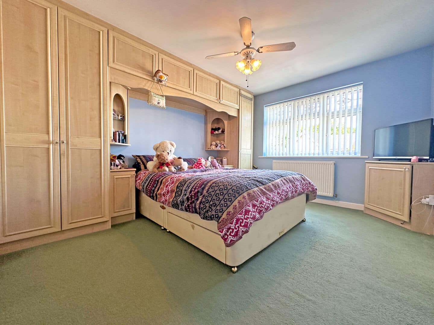 Grayling Close, Wednesbury