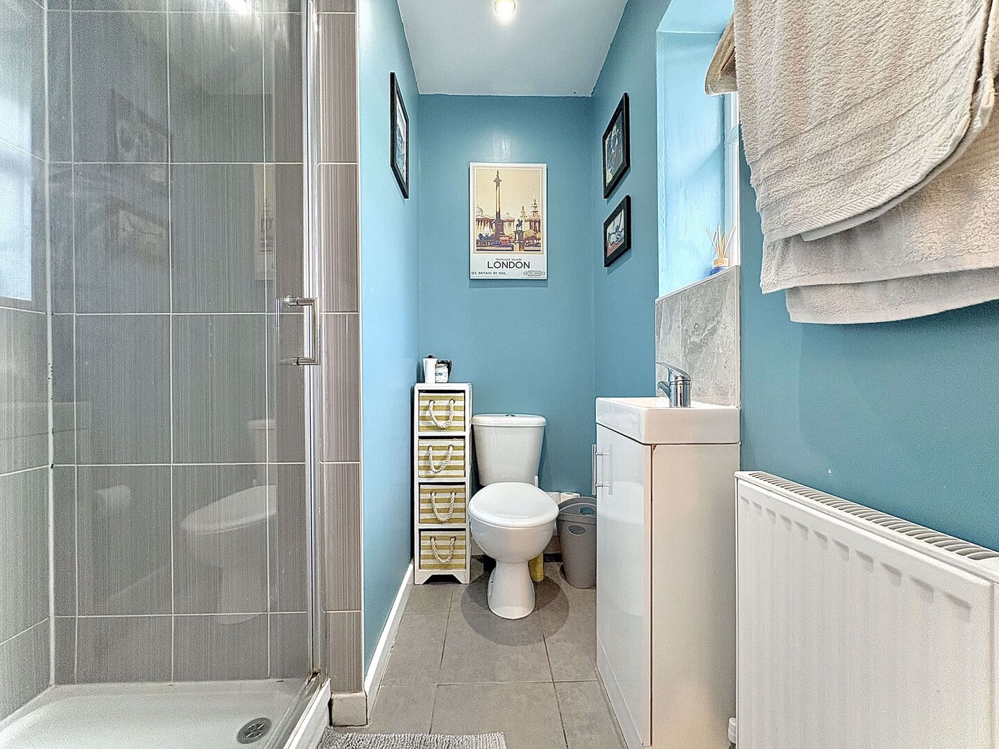 Eve Lane, UPPER GORNAL, DY1 3TY
