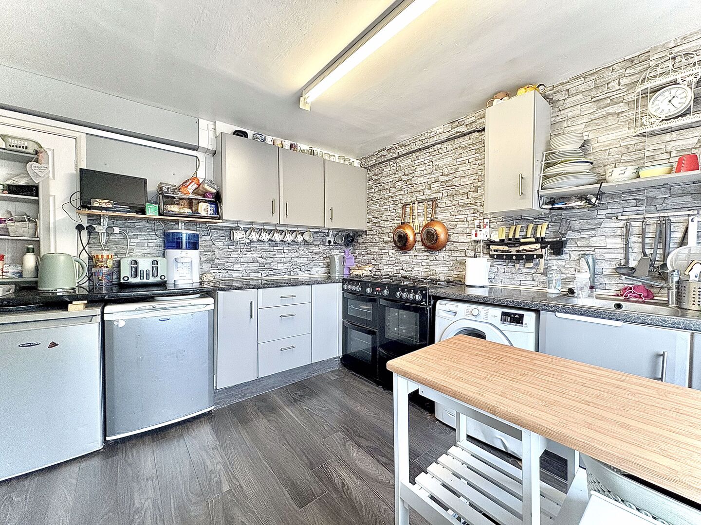 Bank Street, Bilston, WV14 8PD