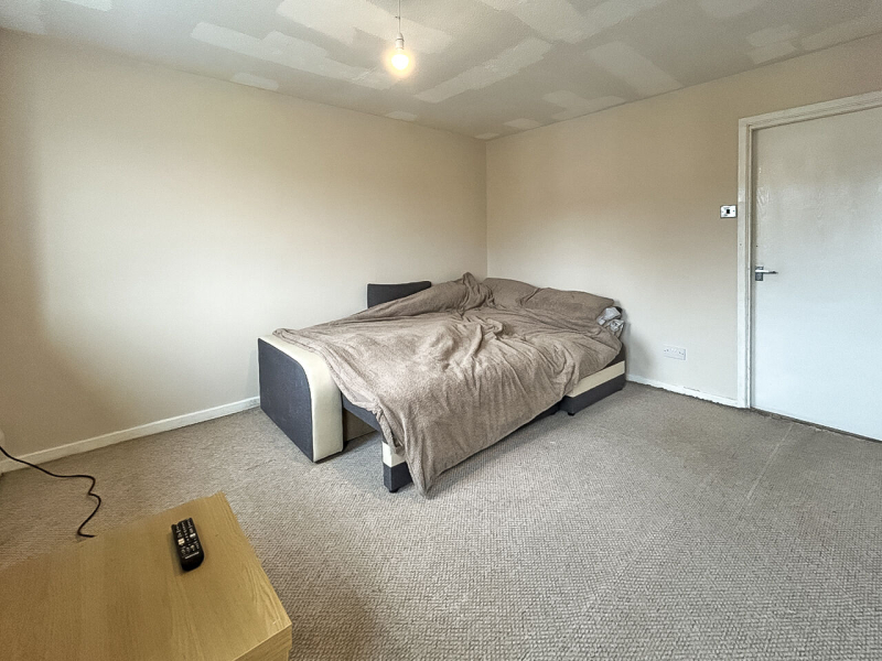 Ravensbourne Grove, Willenhall