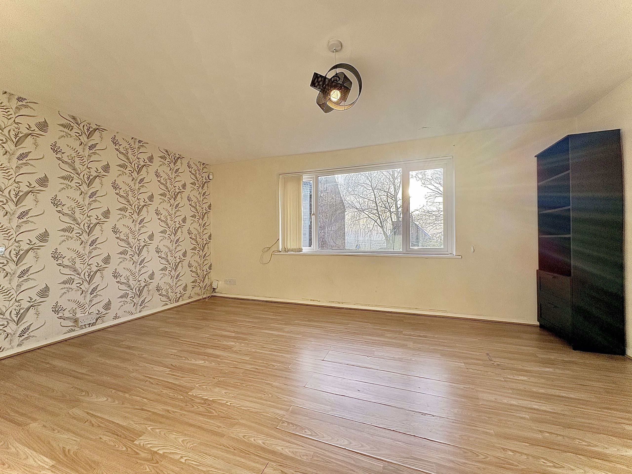 Kennedy Crescent, LOWER GORNAL, DY3 2JG