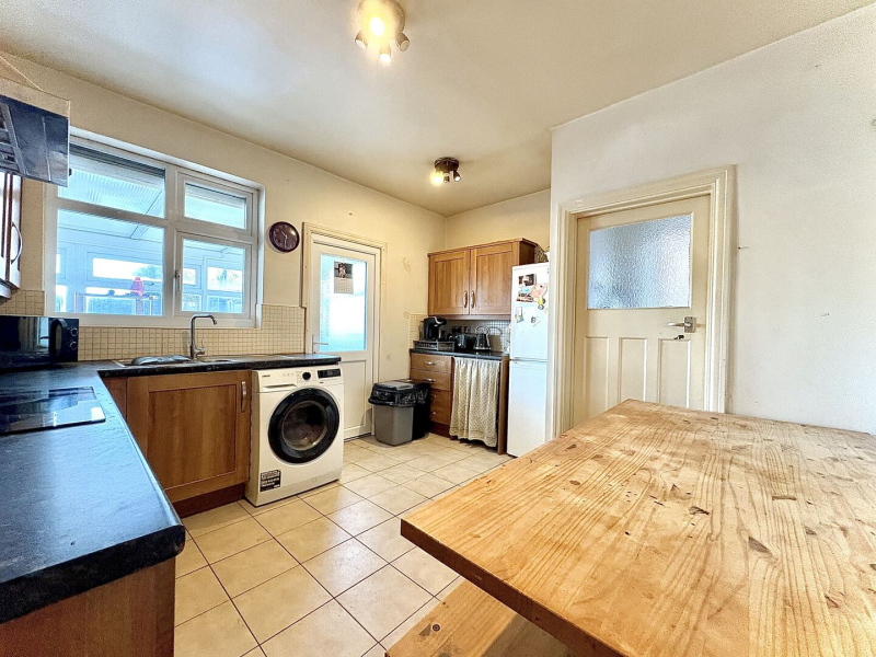 Moseley Road, Bilston, WV14 6JG