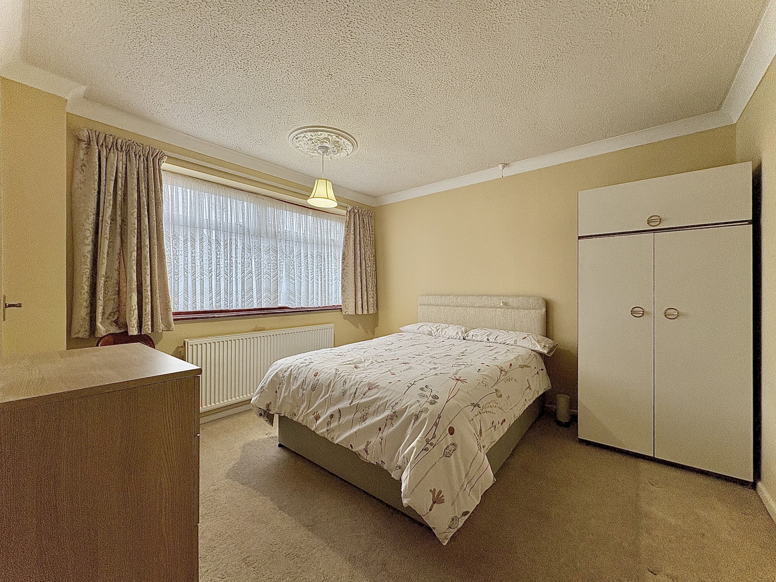 Cotwall End Road, LOWER GORNAL, DY3 3EJ