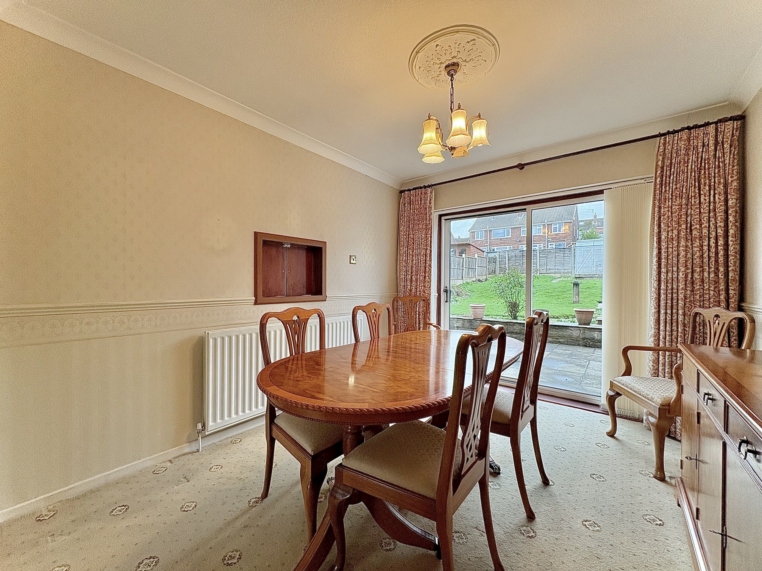 Cotwall End Road, LOWER GORNAL, DY3 3EJ