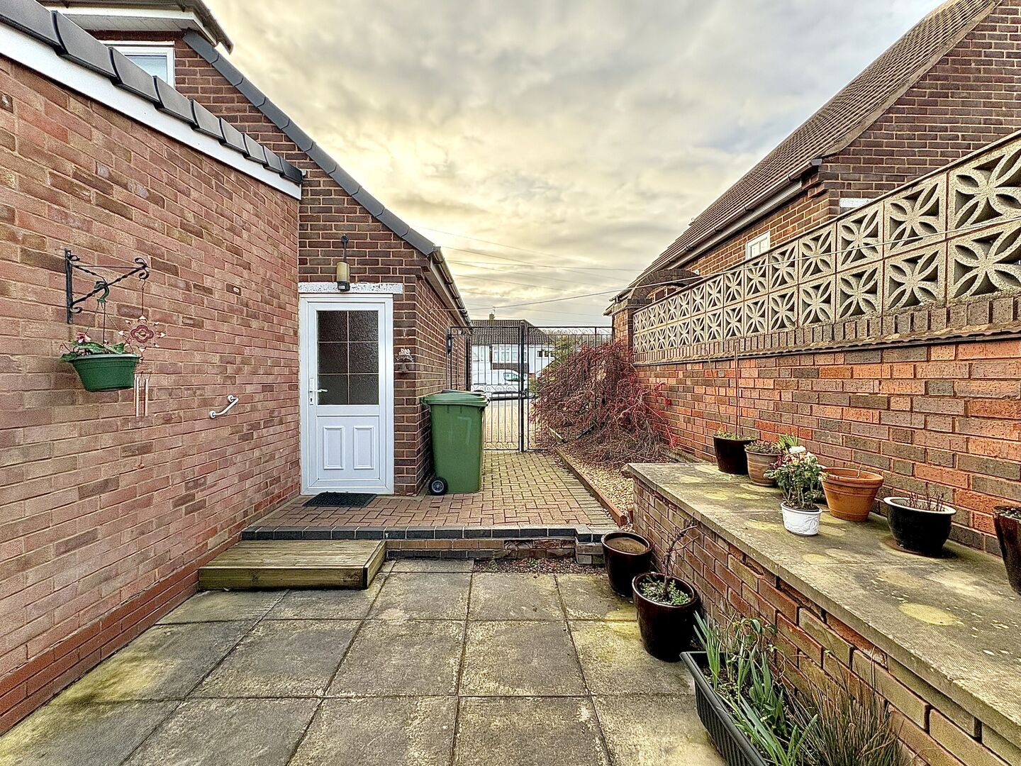 Tynedale Crescent, ETTINGSHALL PARK, WV4 6RH