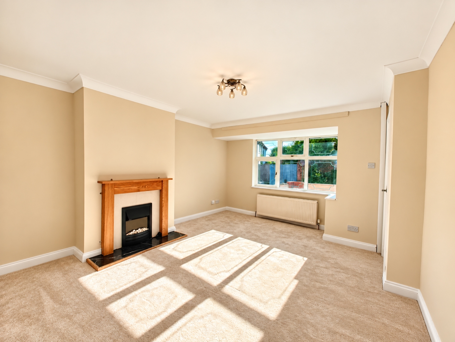 Langley Avenue, Bilston, WV14