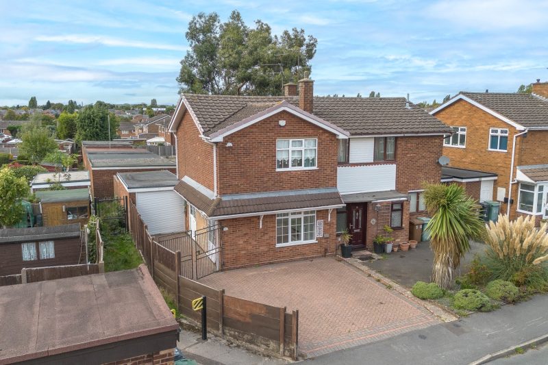 Redpine Crest, Willenhall, WV12