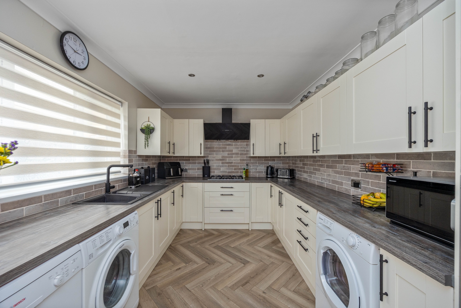 Summer Lane, Walsall, WS4
