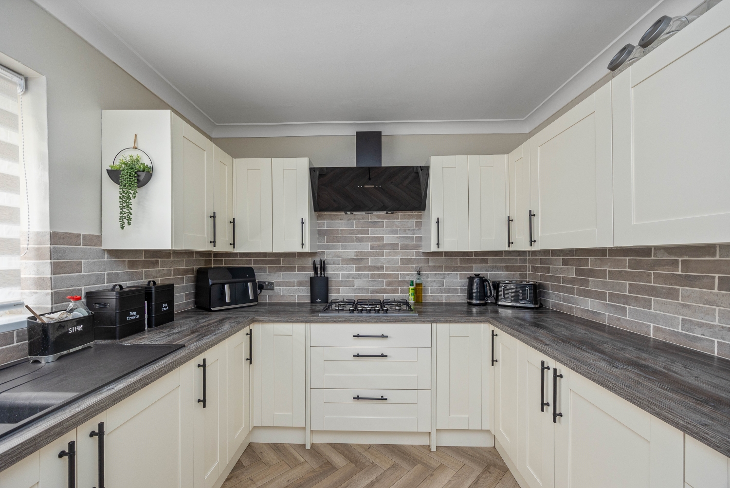 Summer Lane, Walsall, WS4