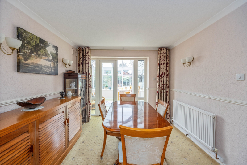 Alderdale Avenue, SEDGLEY, DY3