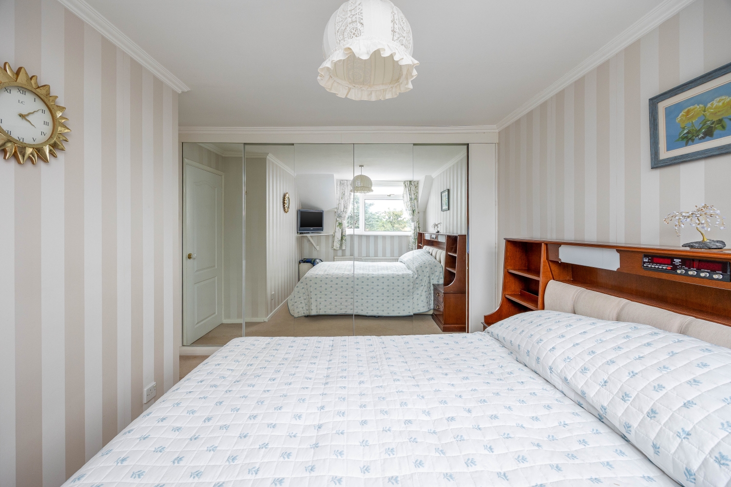Alderdale Avenue, SEDGLEY, DY3