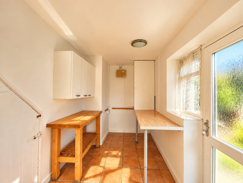 Elizabeth Avenue, Bilston, WV14