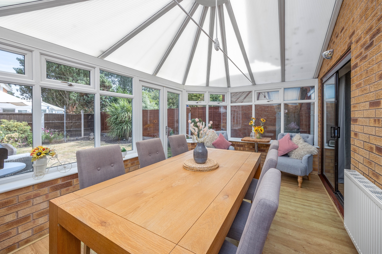 Bure Grove, Willenhall, WV13