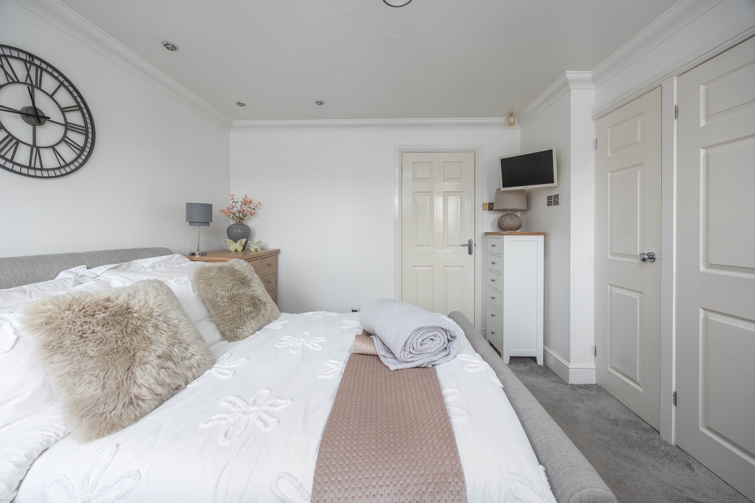 Bure Grove, Willenhall, WV13