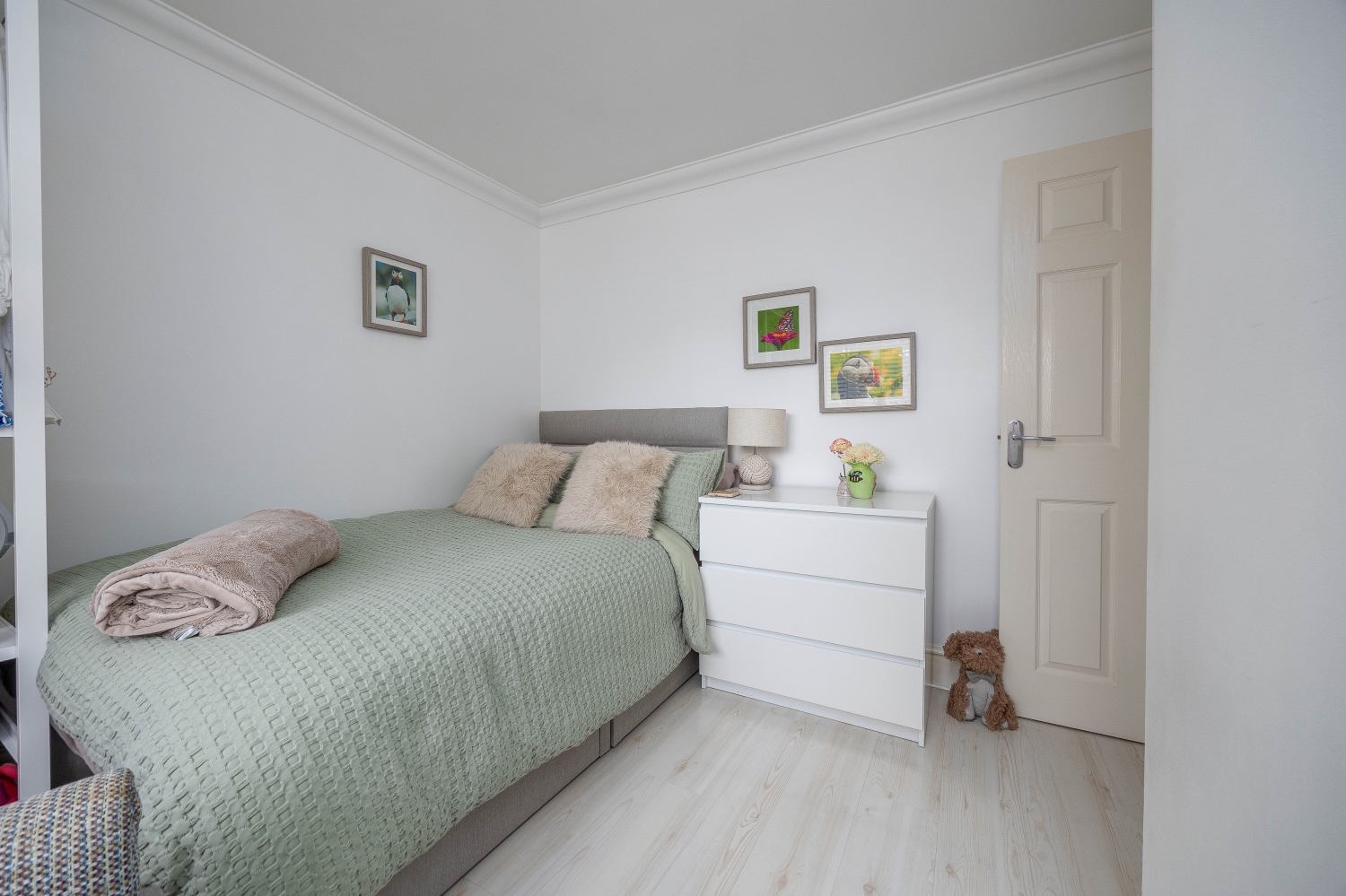Bure Grove, Willenhall, WV13