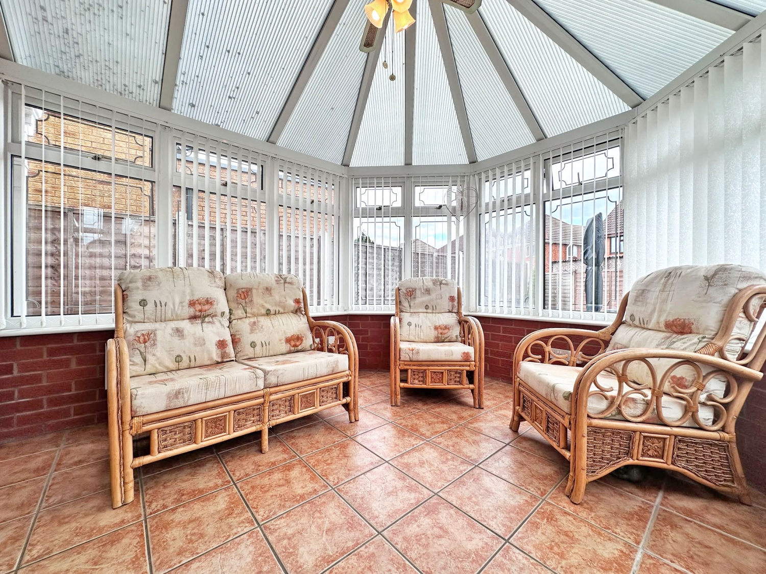 Devine Croft, TIPTON, DY4 8XJ