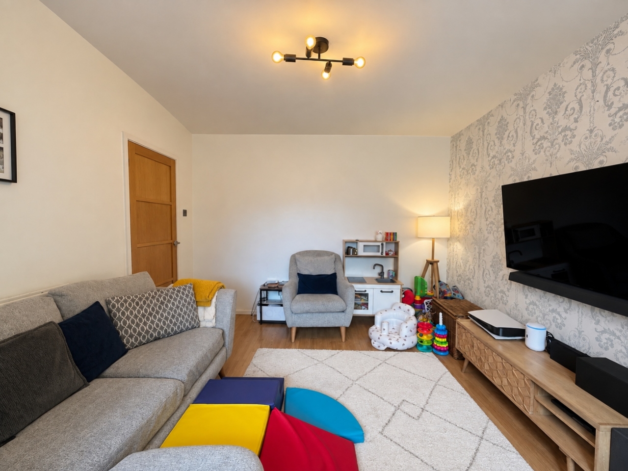 Brookhill Close, Willenhall, WV12