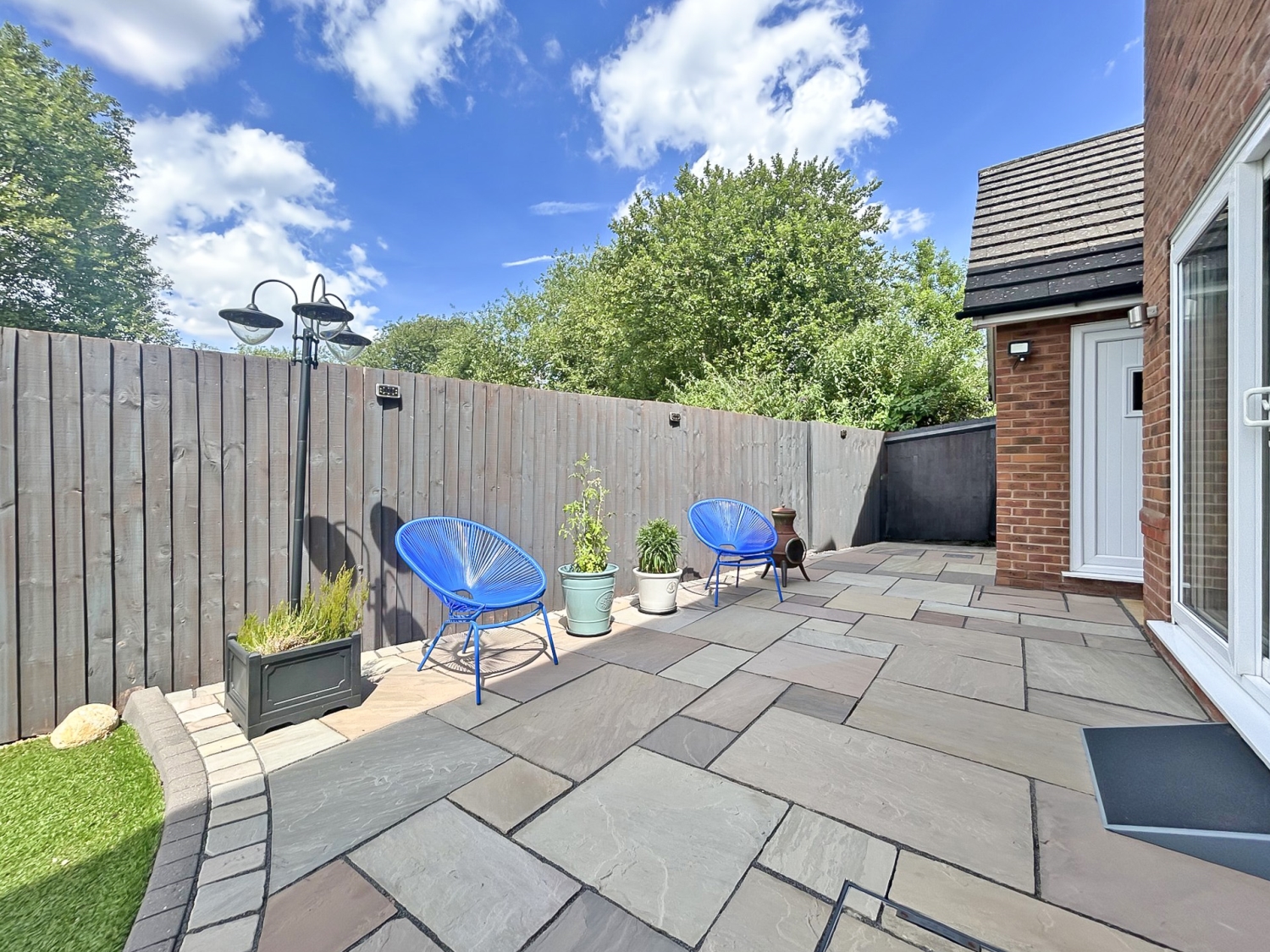 Himley Close, Bilston, West Midlands, WV14 0LJ
