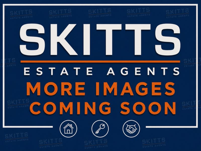 Squires Grove, Willenhall, WV12