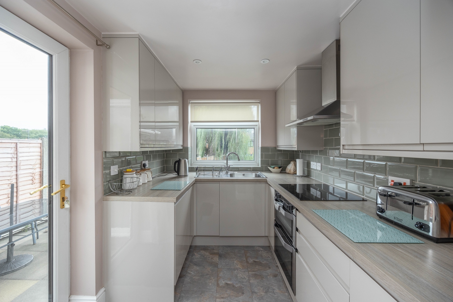Hunts Lane, Willenhall, WV12